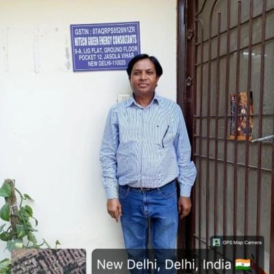 Er. V.K. Srivastava - Founder & CEO of Hitech Green Energy Consultants, Industrial Recycling & Tyre Pyrolysis Expert